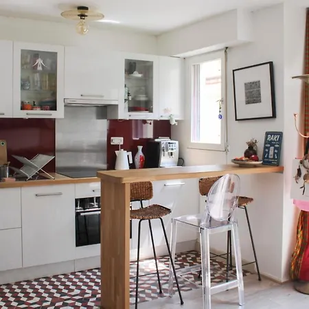 A Cosy Gem 2 Steps From The Sacre-coeur Apartment *